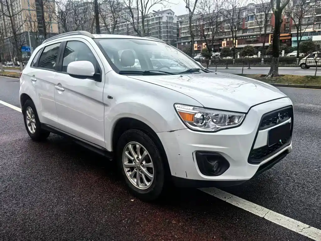 Mitsubishi ASX 2015 — фото 3
