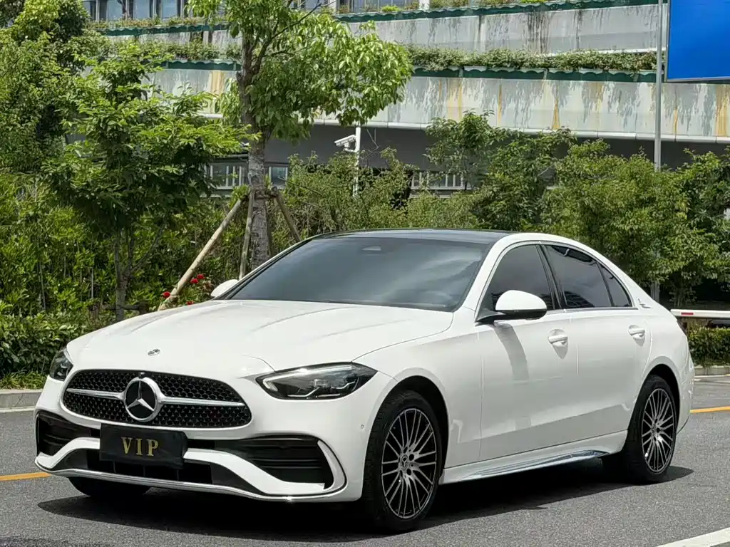 Mercedes-Benz C-Class 2025