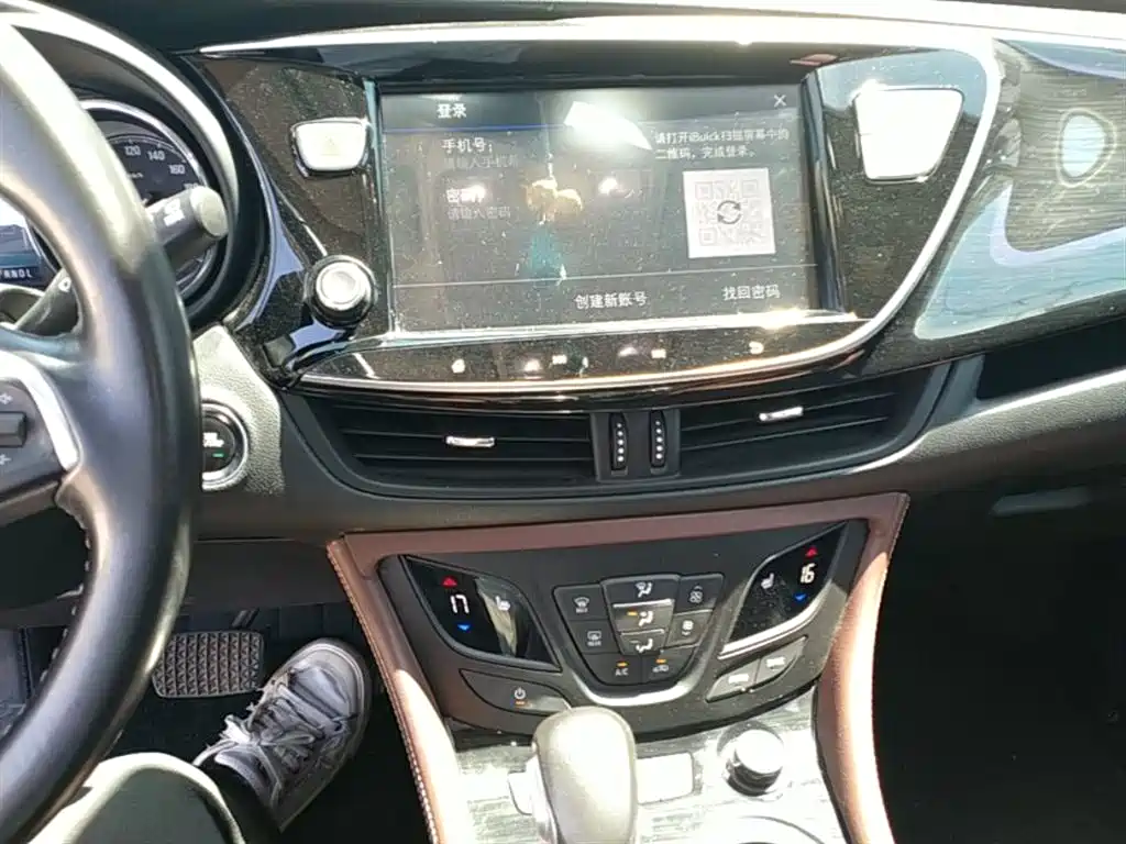 Buick Envision Plus 2021 — фото 13