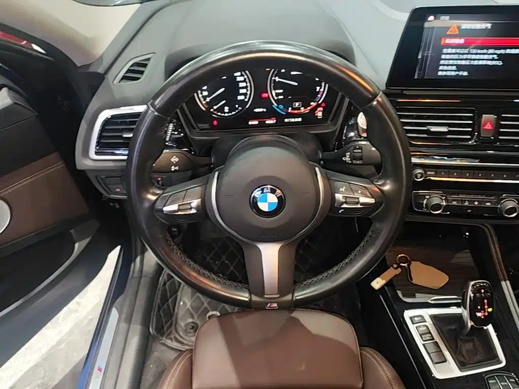BMW 1 Series 2021 — фото 11