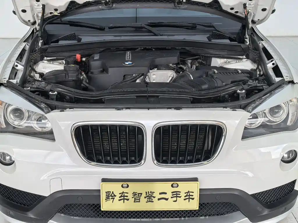 BMW X1 2015 — фото 18