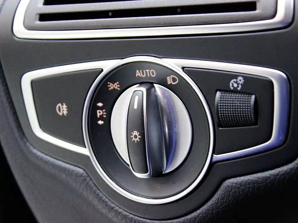 Mercedes-Benz GLC 2019 — фото 14