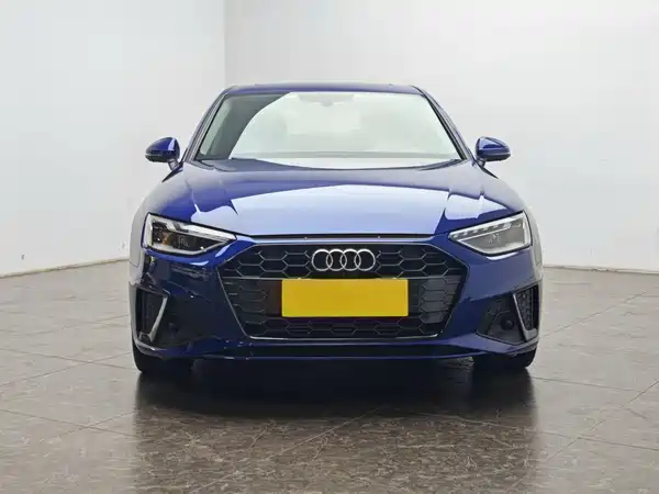 Audi A4L 2021