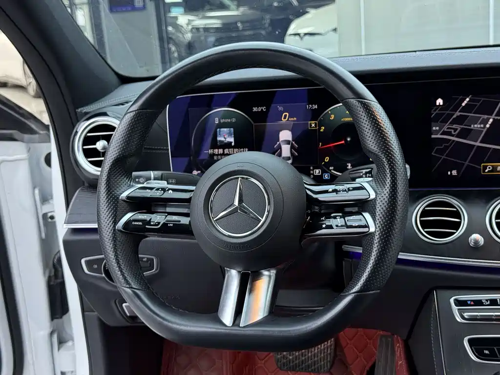Mercedes-Benz E-Class 2023 — фото 22