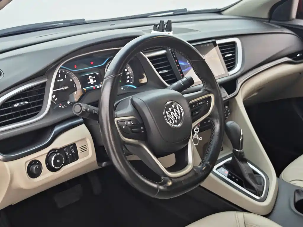Buick Excelle 2019 — фото 24
