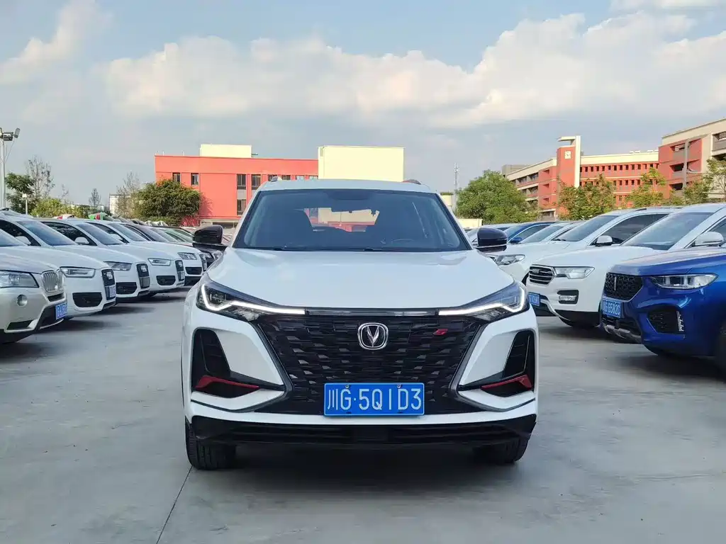 Changan CS75PLUS 2022 — фото 2