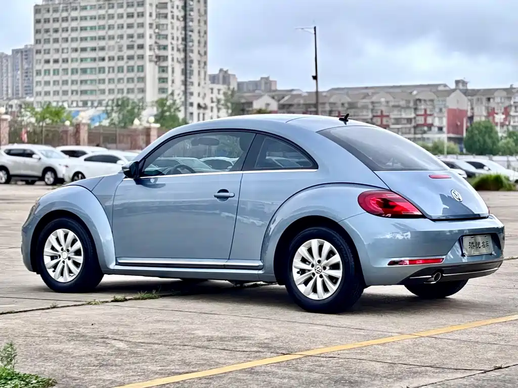 Volkswagen Beetle 2018 — фото 5