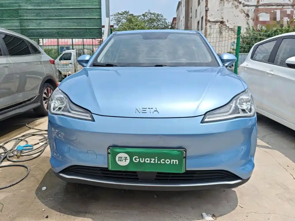 Neta V 2022