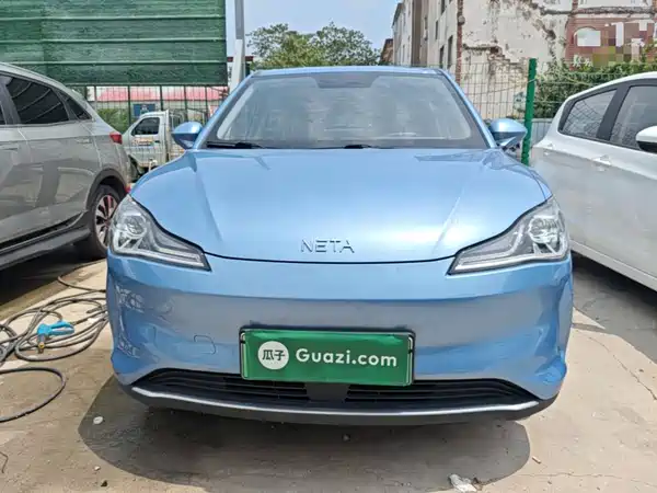 Neta V 2022