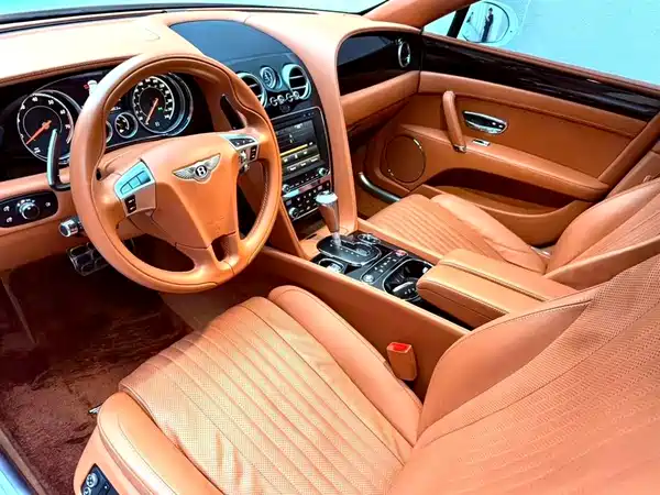 Bentley Flying Spur 2017