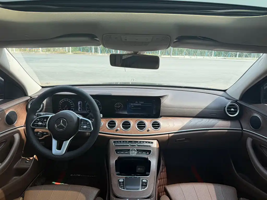 Mercedes-Benz E-Class 2019 — фото 5