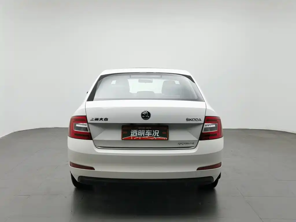Skoda Octavia 2015 — фото 4