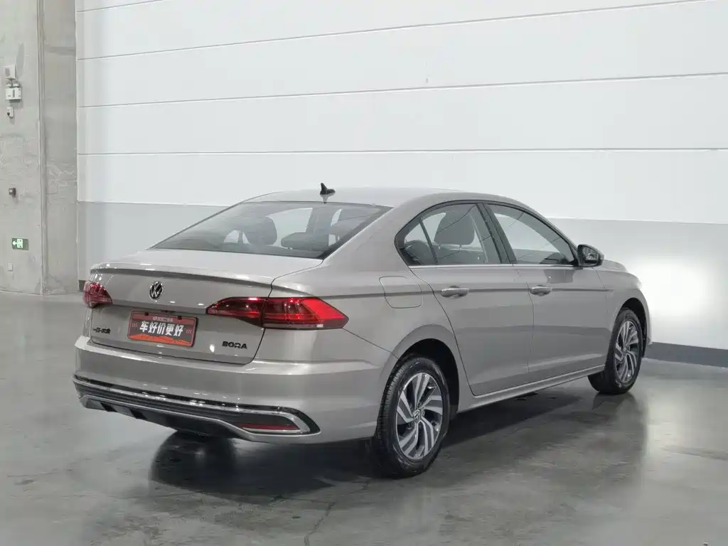 Volkswagen Bora 2023