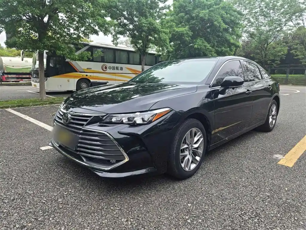Toyota Avalon 2022 — фото 2