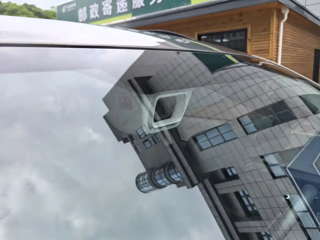Subaru Forester 2018 — фото 7