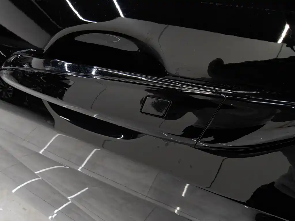 Hyundai Elantra 2023 — фото 16