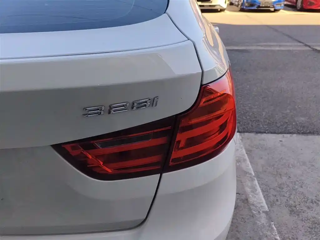 BMW 3 Series GT 2015 — фото 8