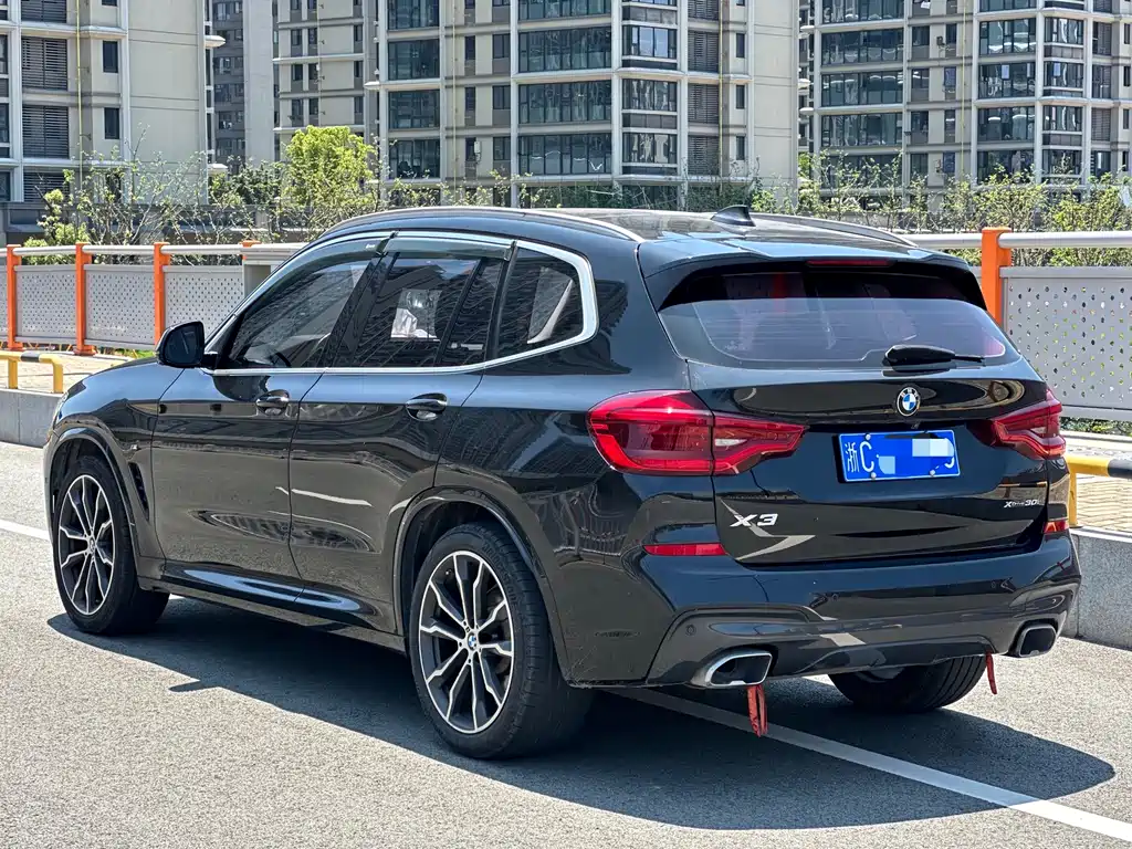 BMW X3 2021 — фото 18