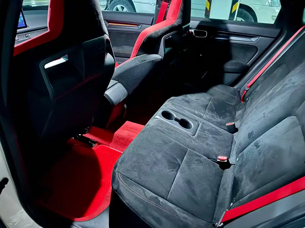 Honda Civic 2023 — фото 10