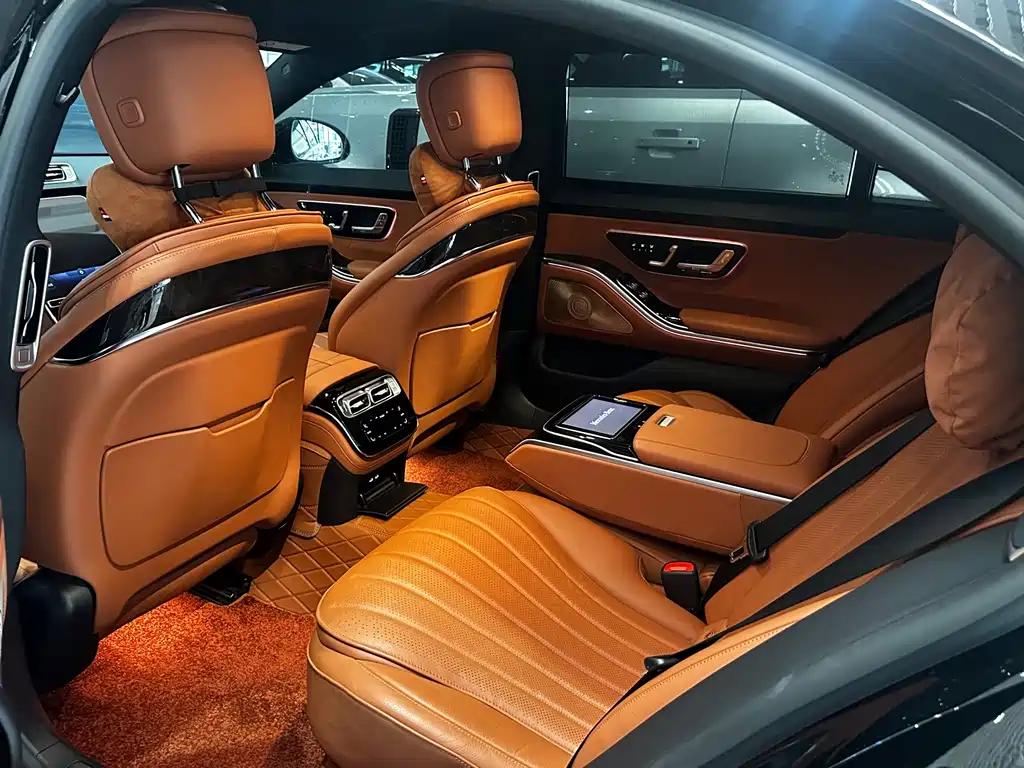 Mercedes-Benz S-Class 2023 — фото 6