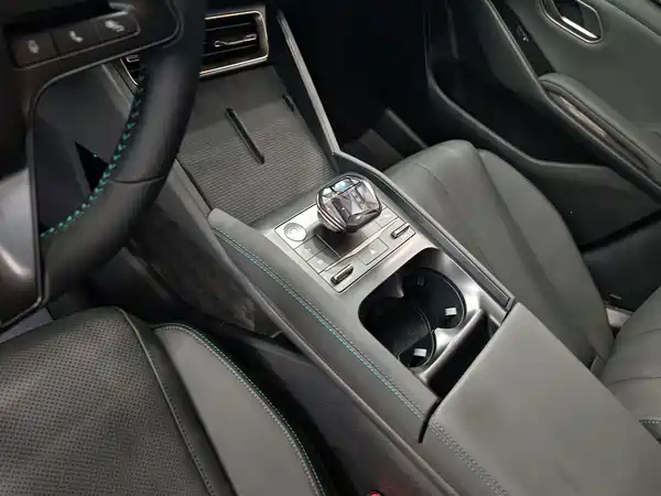 BYD Qin L 2024