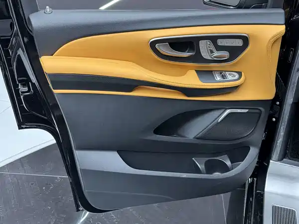 Mercedes-Benz V-Class 2021