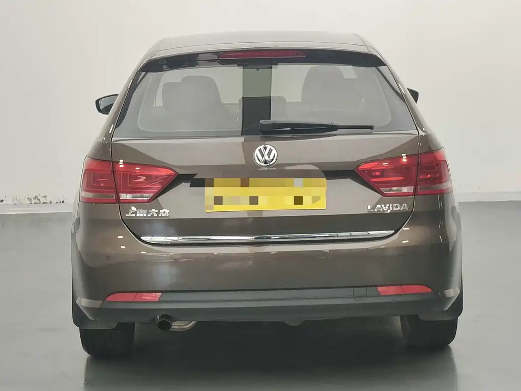 Volkswagen Gran Lavida 2015