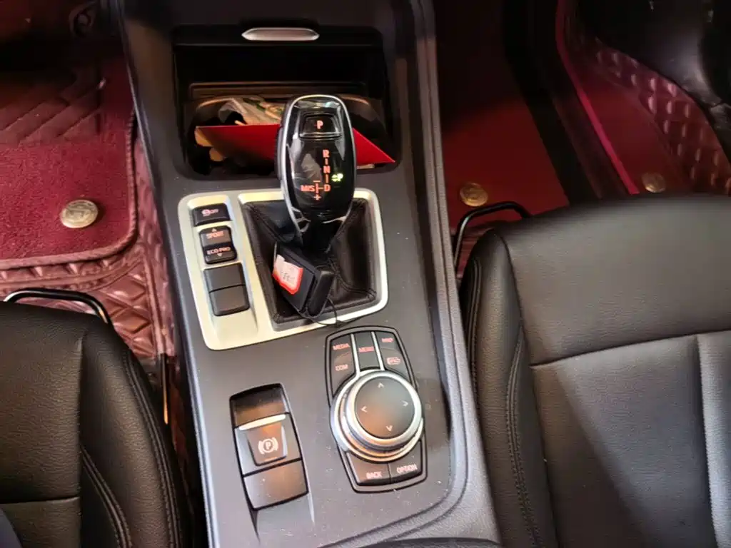 BMW 1 Series 2023 — фото 14
