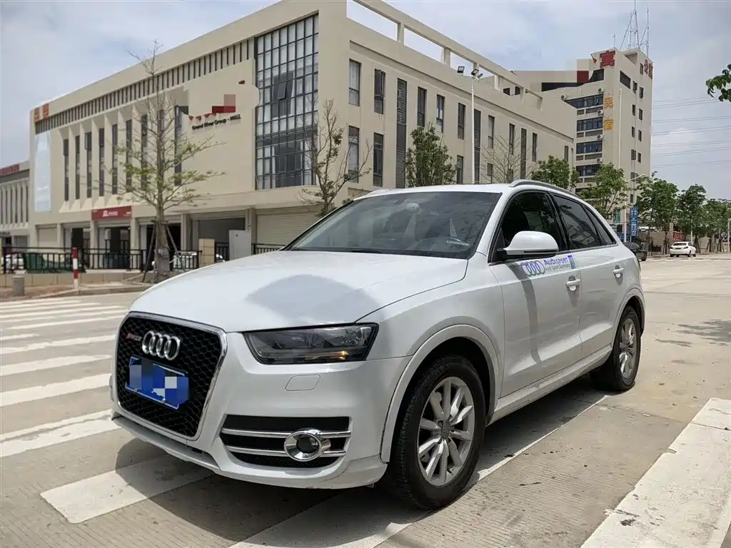 Audi Q3 2014 — фото 1