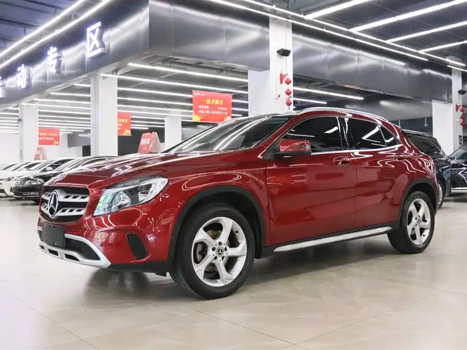 Mercedes-Benz GLA 2017 — фото 1