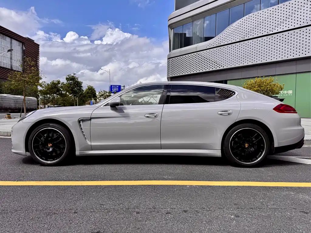 Porsche Panamera 2016 — фото 7