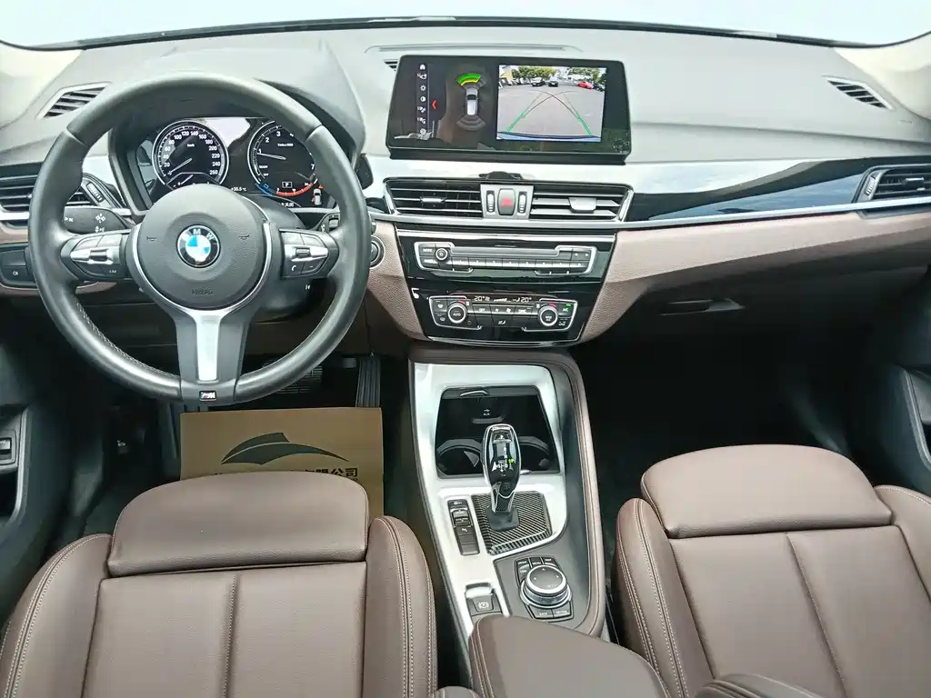BMW X1 2022 — фото 8