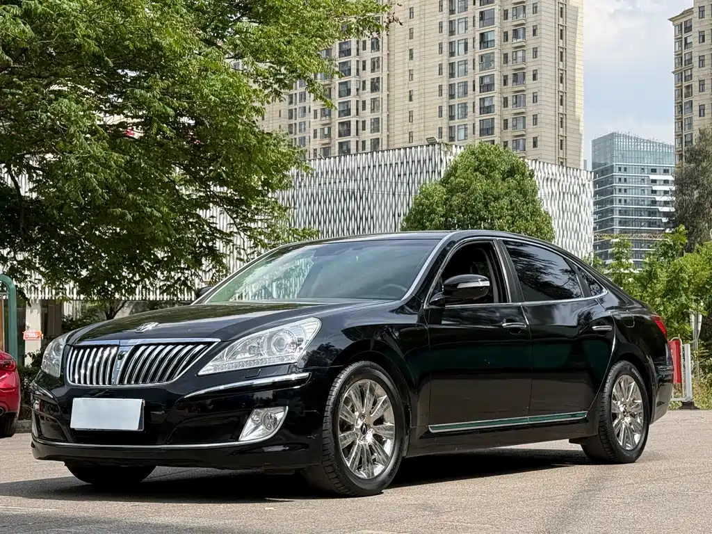 Hyundai Equus 2011 — фото 1
