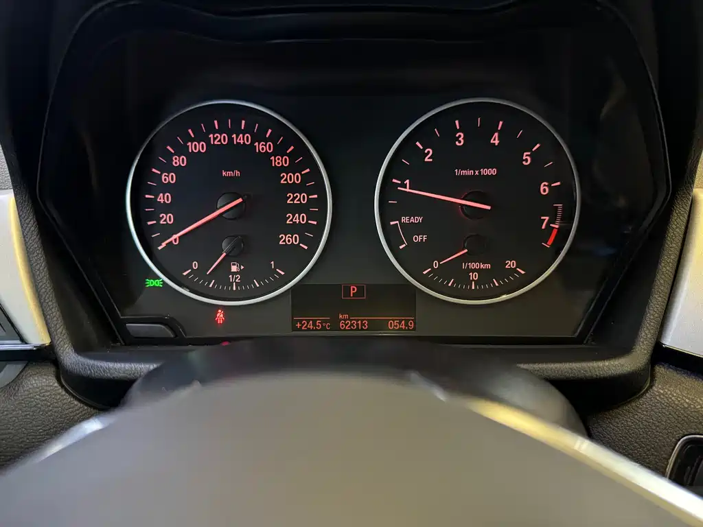 BMW X1 2018 — фото 12