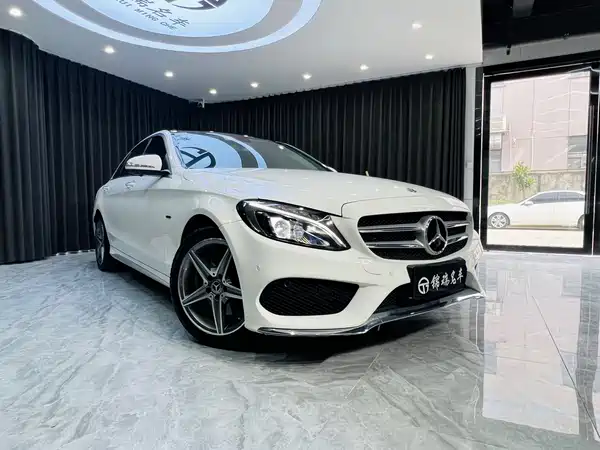Mercedes-Benz C-Class 2018