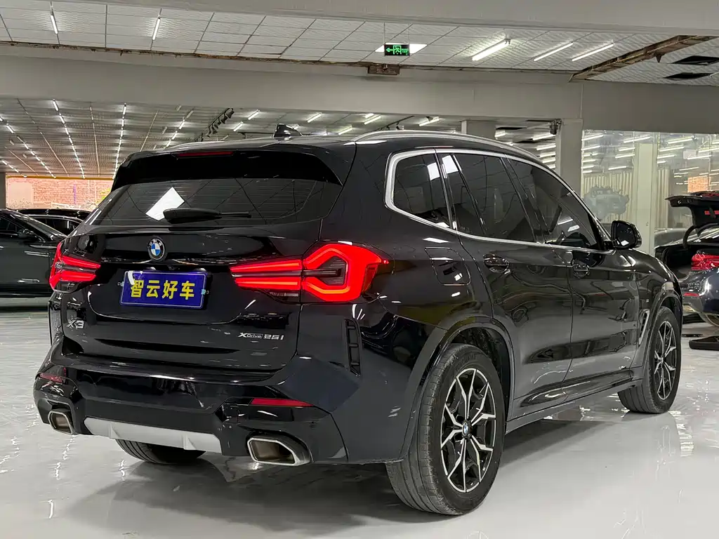 BMW X3 2022 — фото 9