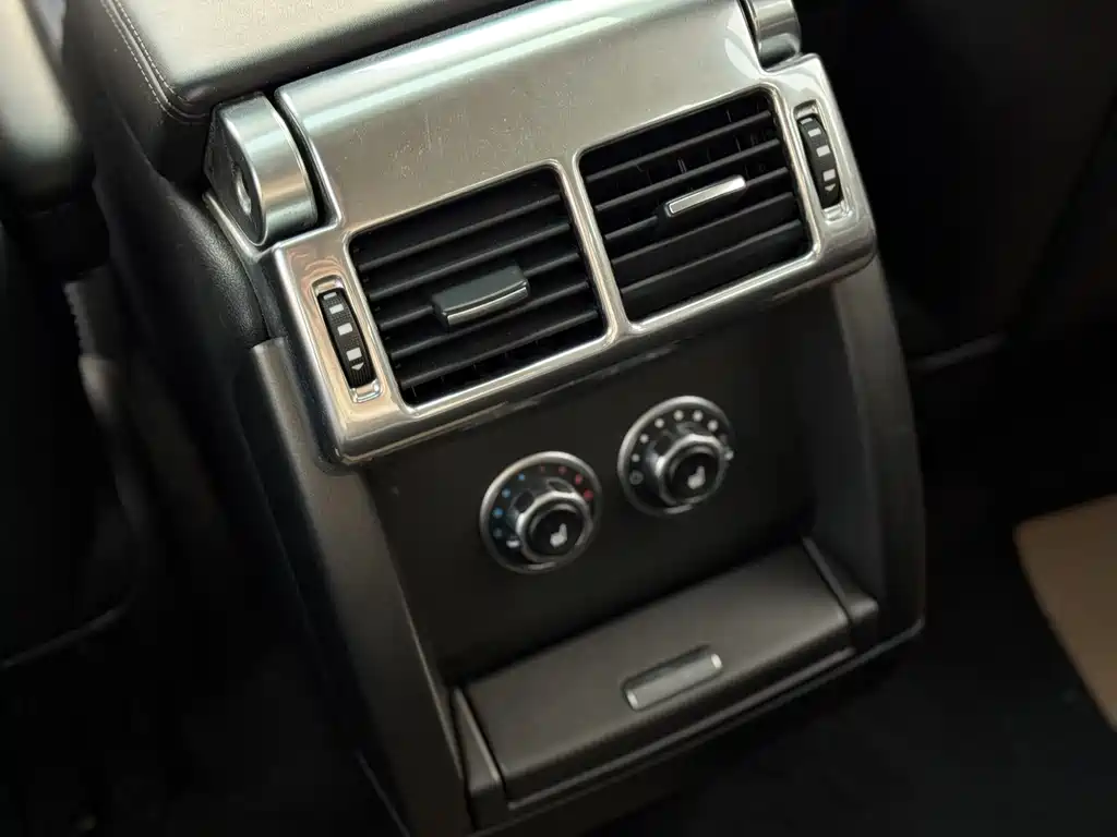 Land Rover Range Rover 2012 — фото 10