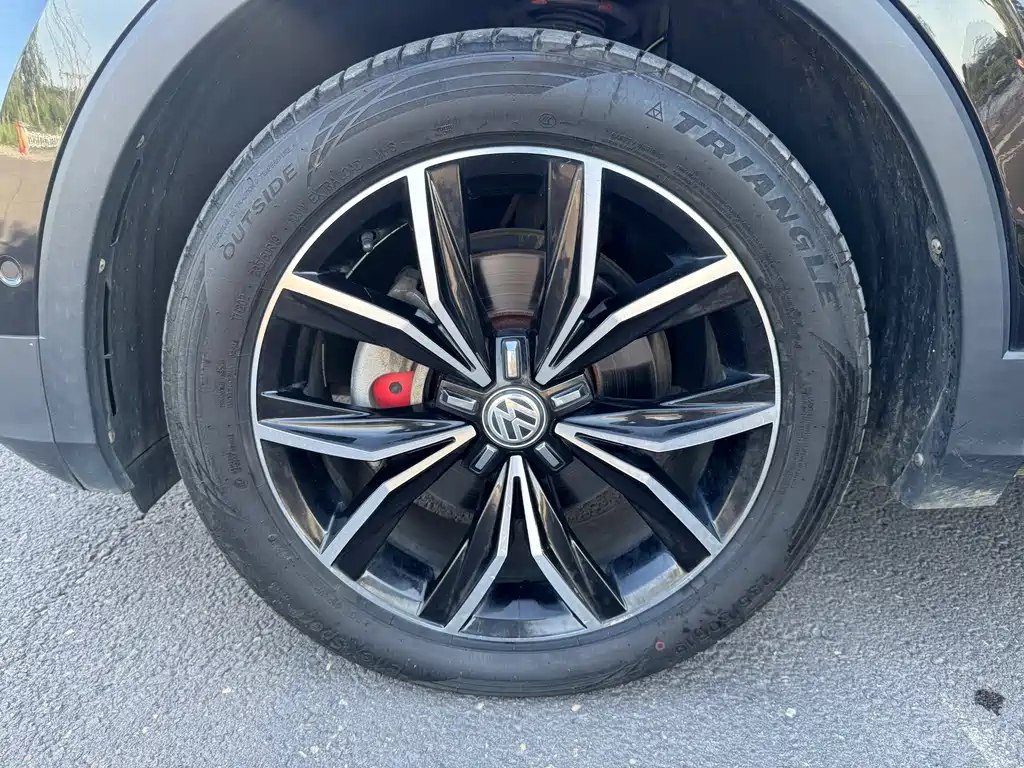 Volkswagen Tiguan L 2020 — фото 19