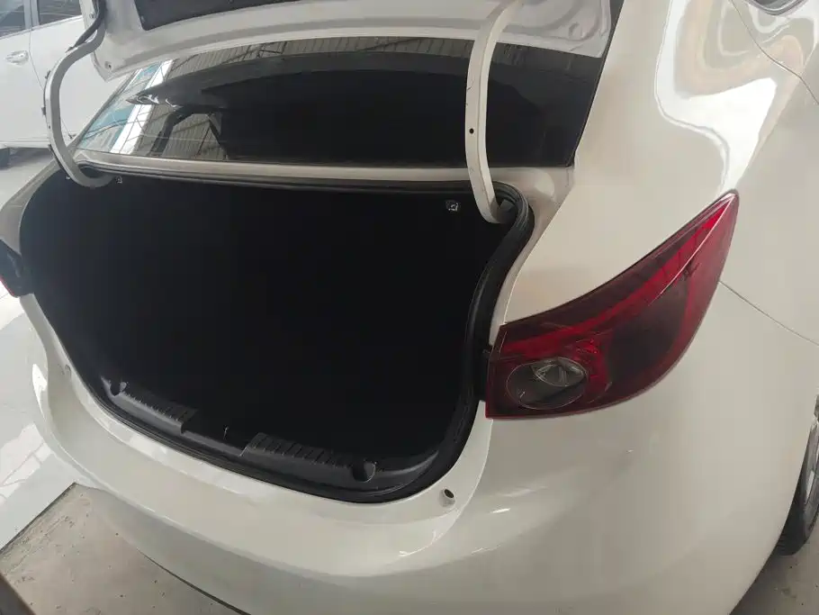 Mazda 3 Angkesela 2018