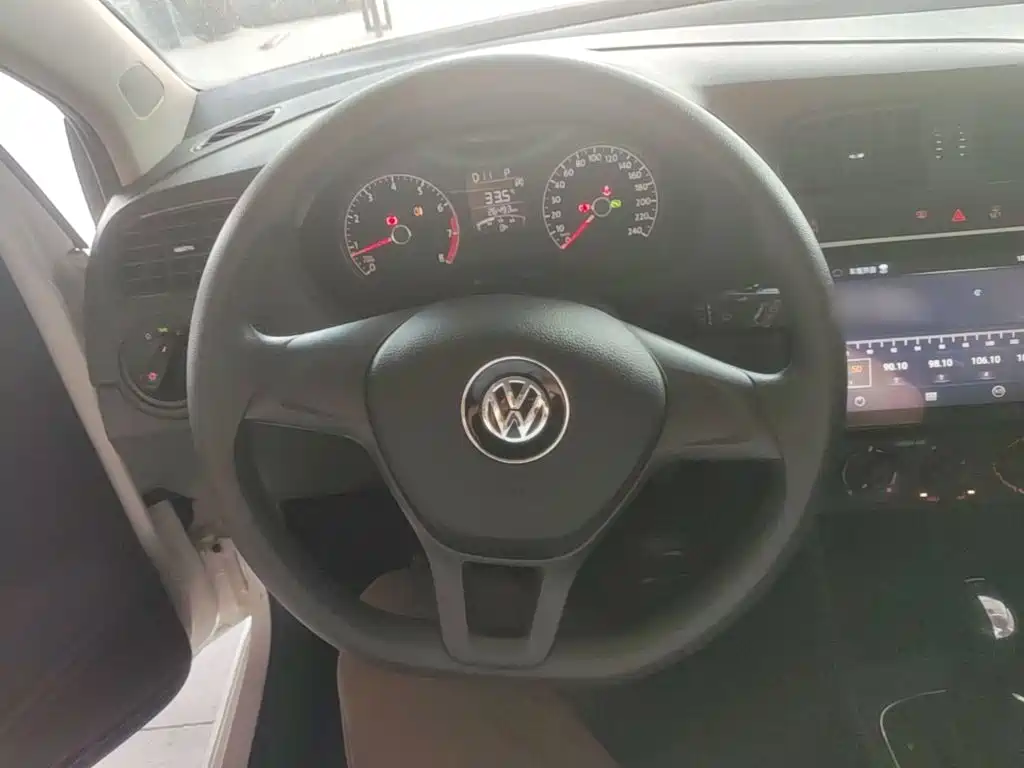 Volkswagen Polo 2019 — фото 11