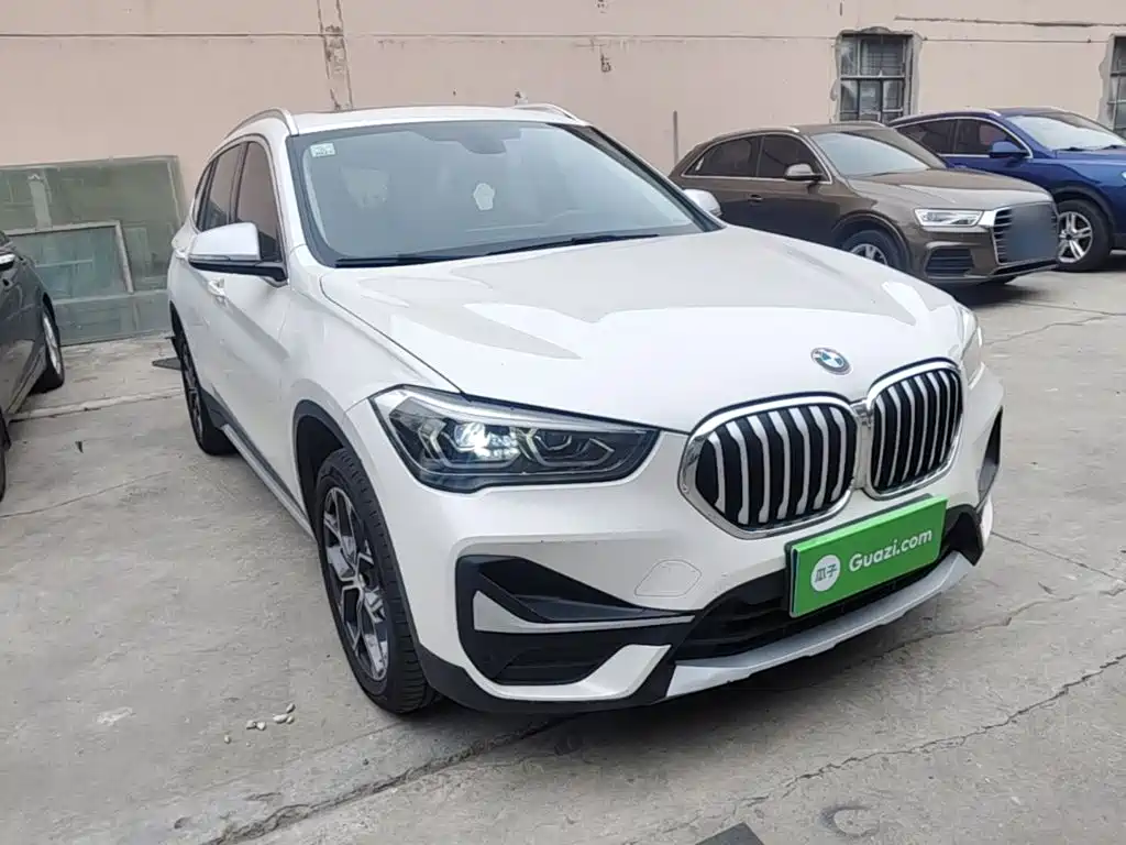 BMW X1 2021 — фото 4