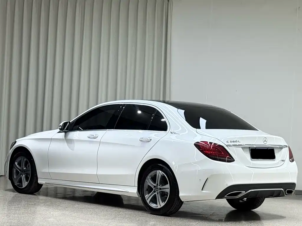 Mercedes-Benz C-Class 2019 — фото 4
