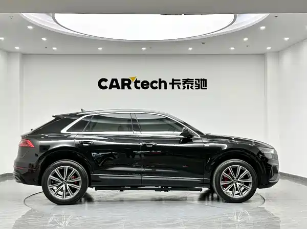 Audi Q8 2022