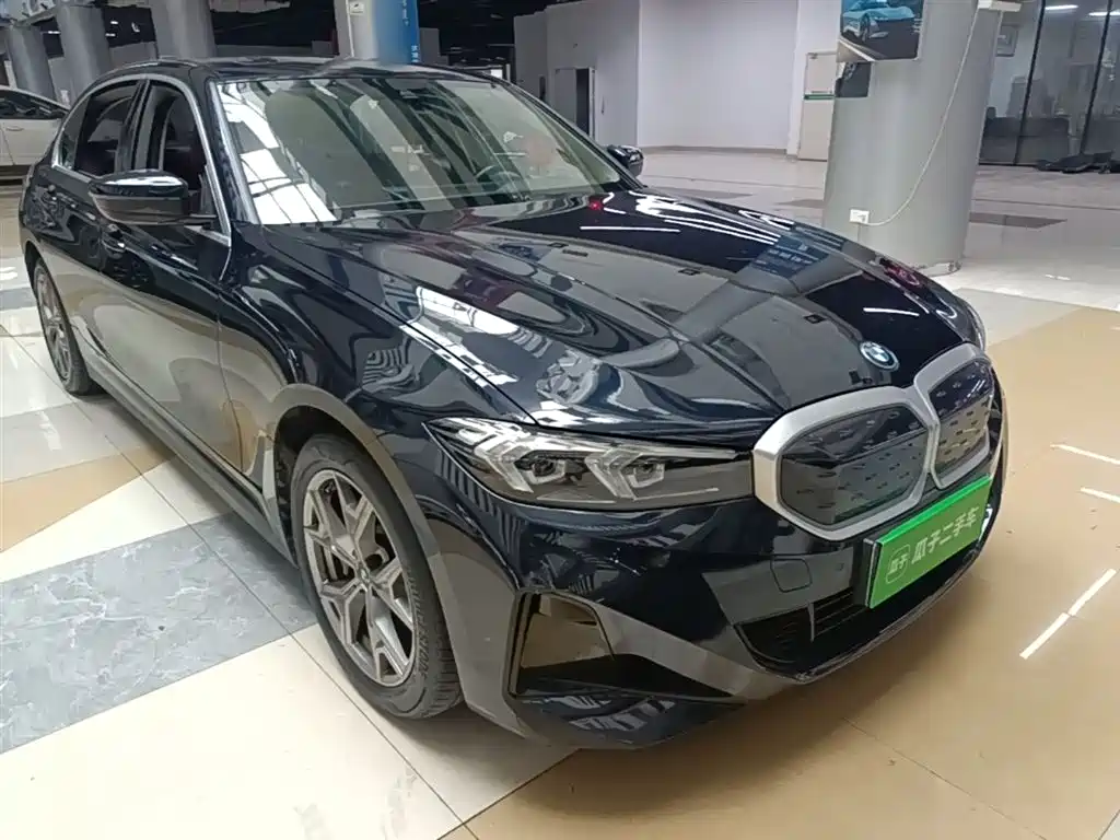 BMW i3 2023 — фото 4