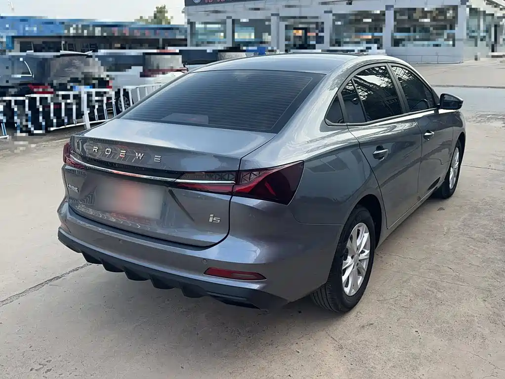 Roewe i5 2025