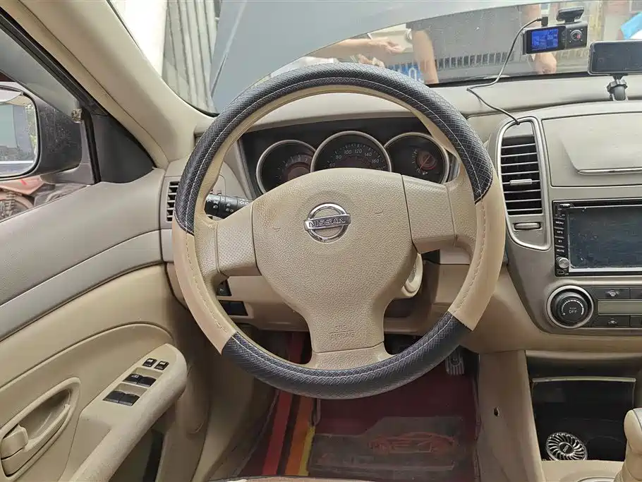 Nissan Sylphy 2017 — фото 15