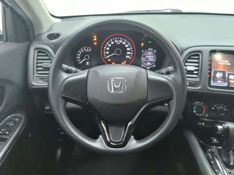 Honda Vezel 2020 — фото 15