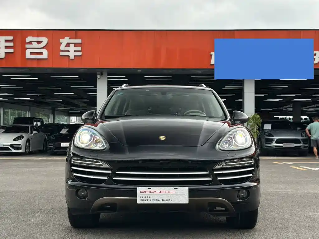 Porsche Cayenne 2011