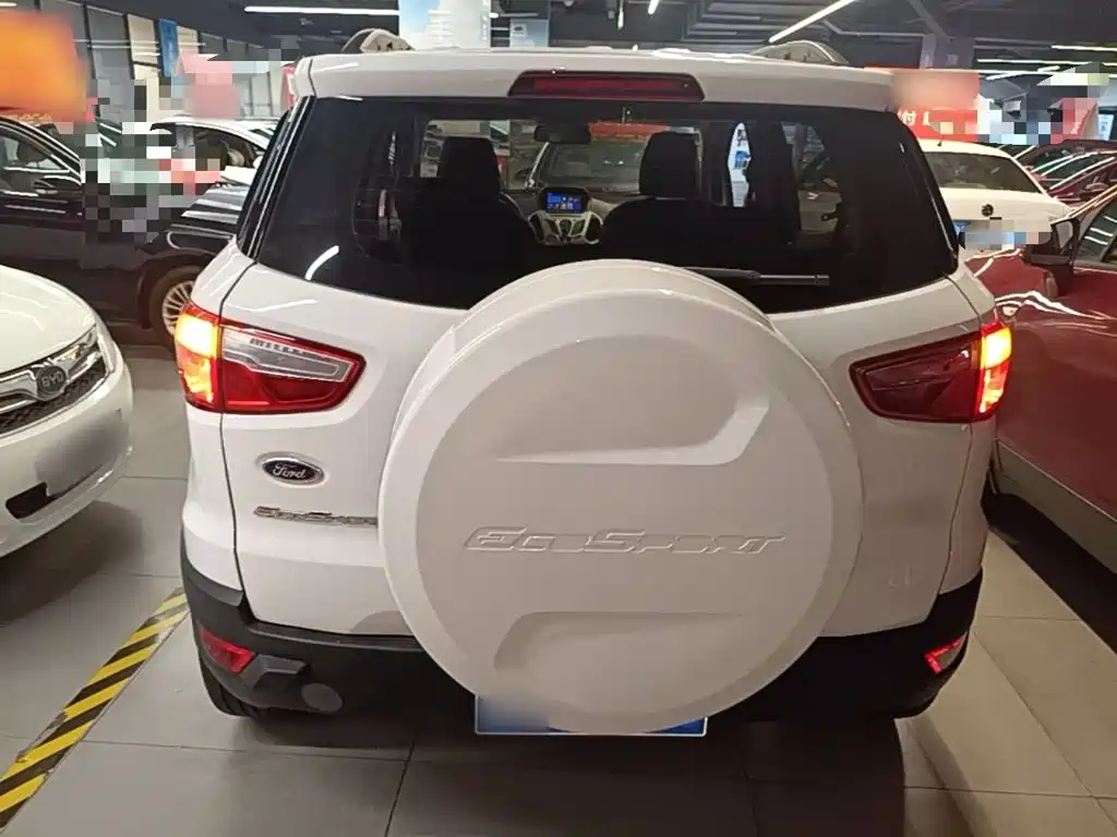 Ford Ecosport 2015 — фото 6