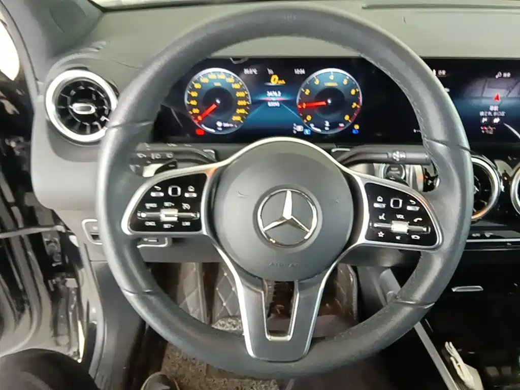Mercedes-Benz GLB 2022 — фото 11